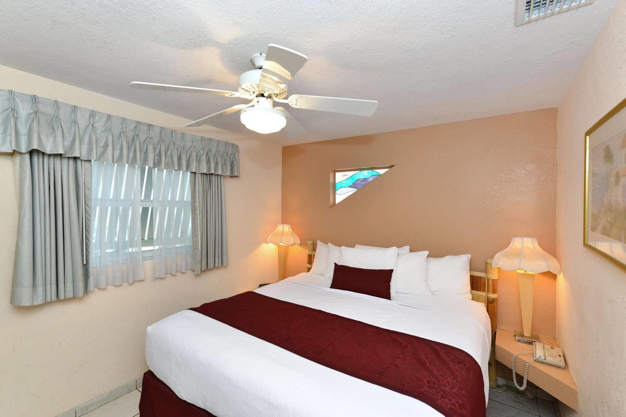 Siesta Key Beach Resort And Suites ساراسوتا المظهر الخارجي الصورة